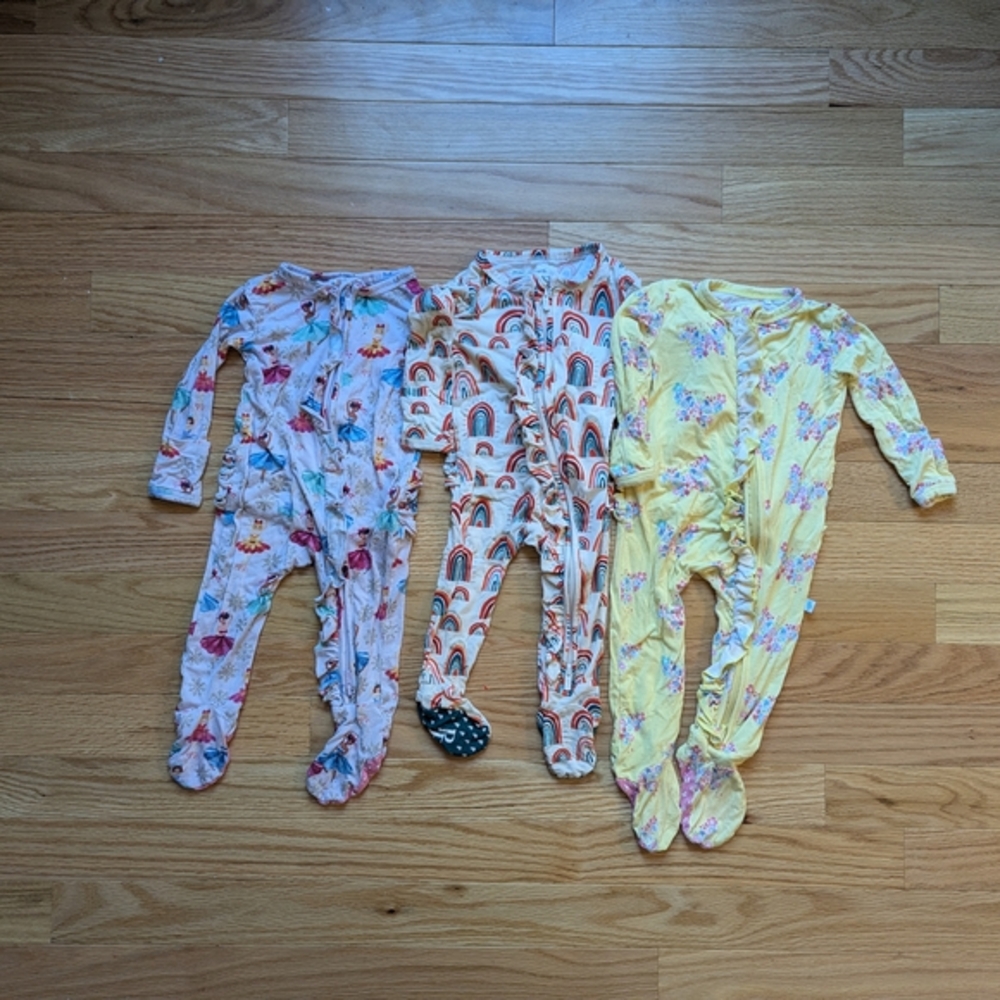 Posh Peanut Baby Girl Sleeper Onesies 0-3 Months Set Of Three